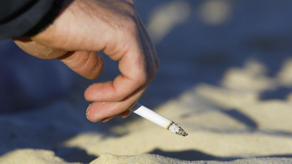 Beach+Smoking+generic_1531424374491.jpg