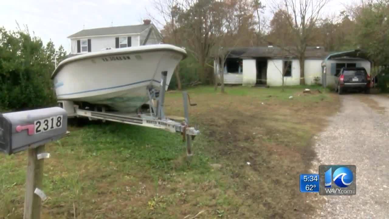 Gloucester_family_that_lost_home_in_Isab_8_20181204005606