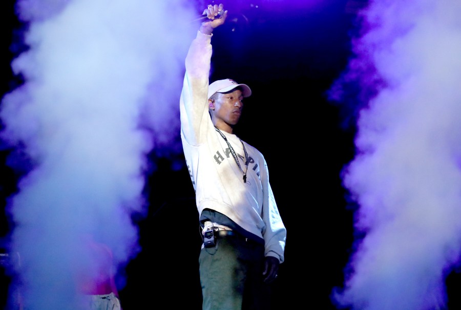 SITW PHARRELL PERFORMS DAY 2