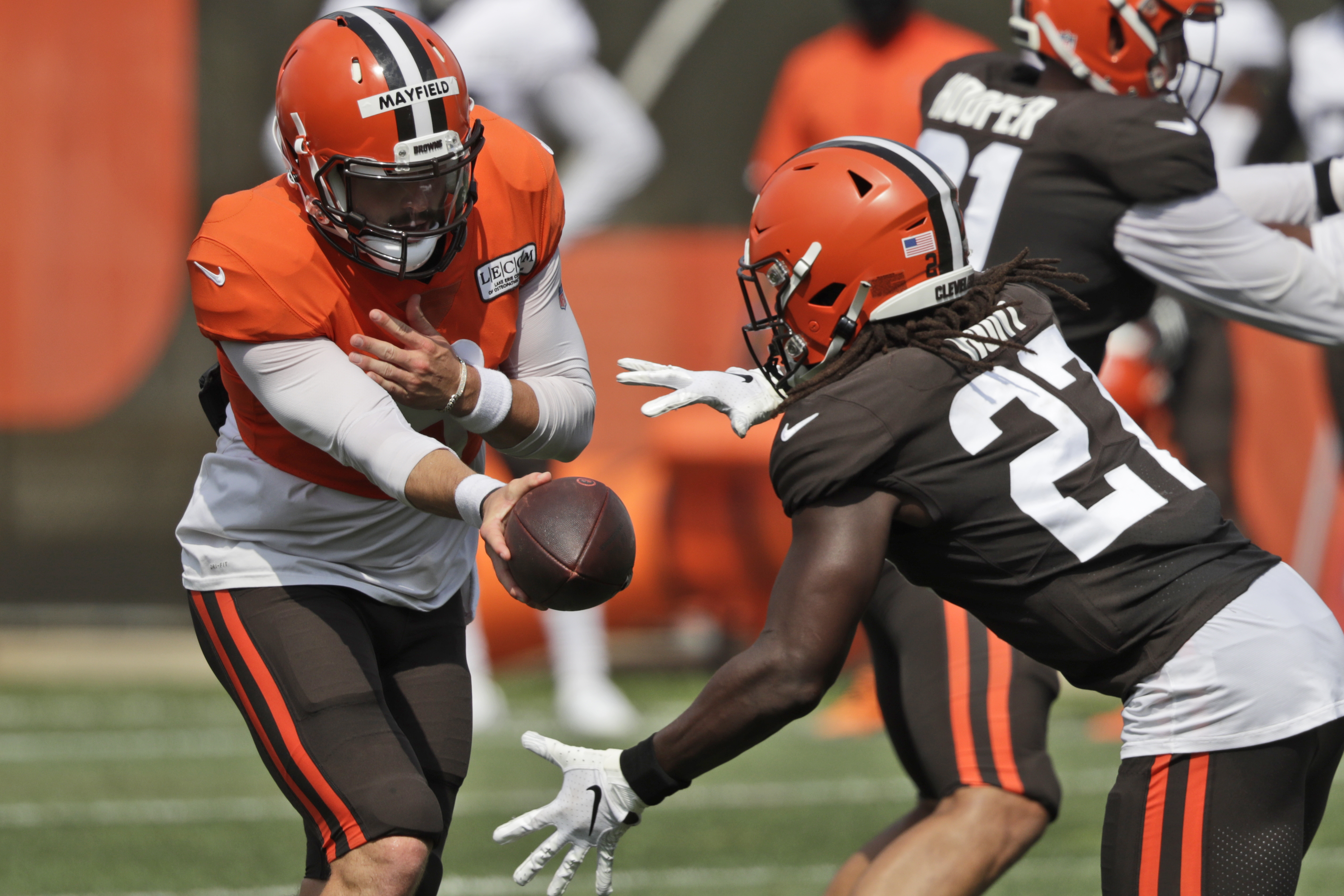 Baker Mayfield, Kareem Hunt