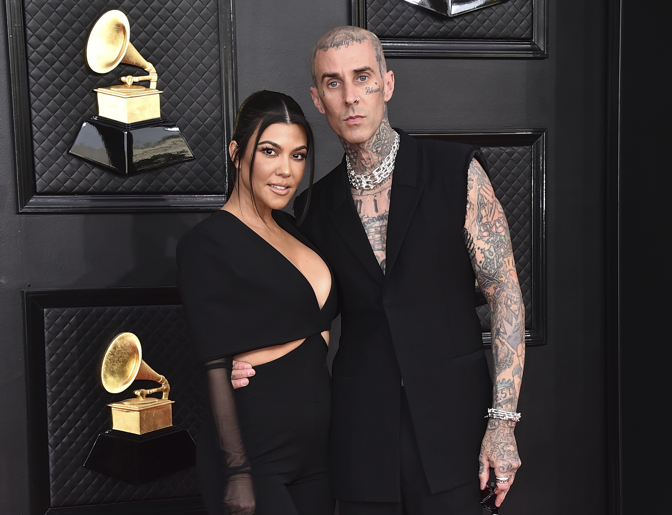 Kourtney Kardashian, Travis Barker