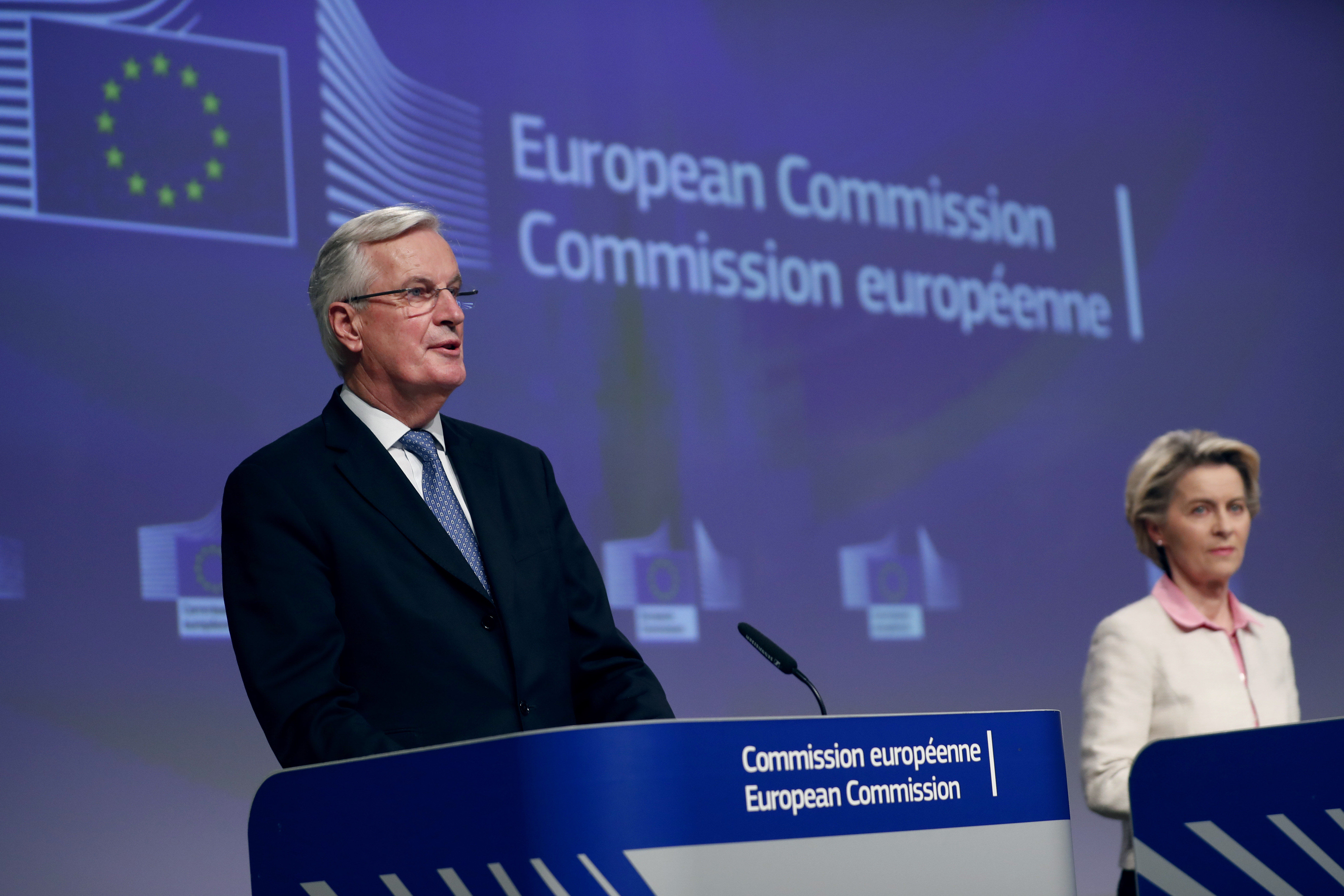 FILE - European Commission President Ursula von der Leyen, right, and European Commission's Head of Task Force for Relations with the United Kingdom Michel Barnier address a media conference on Brexit negotiations at EU headquarters in Brussels, on Dec. 24, 2020. President Emmanuel Macron named the former EU Brexit negotiator as France's new prime minister on Thursday after more than 50 days of caretaker government. (AP Photo/Francisco Seco, Pool, File)