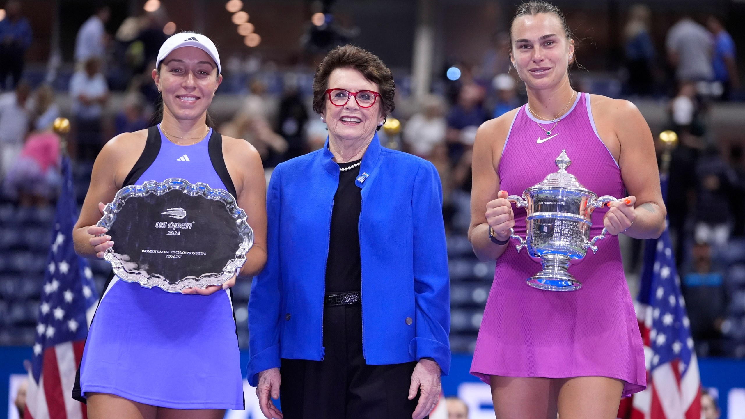 Billie Jean King poses with Jessica Pegula, left, of the United States, and Aryna Sabalenka, of Belarus, following the women's singles final of the U.S. Open tennis championships, Saturday, Sept. 7, 2024, in New York. Sabalenka won the match (AP Photo/Frank Franklin II)