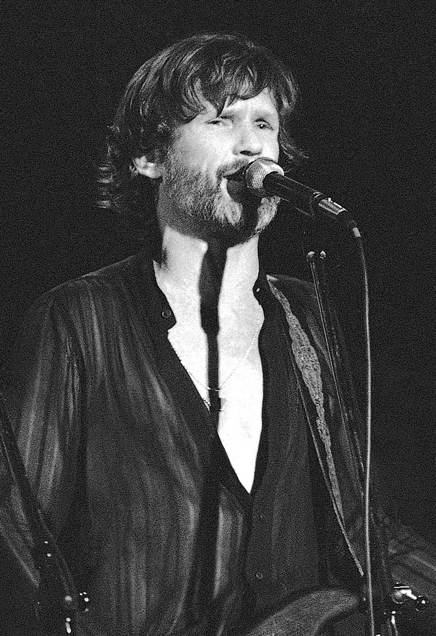 FILE - Kris Kristofferson performs on stage in August 1973. (AP Photo, File)