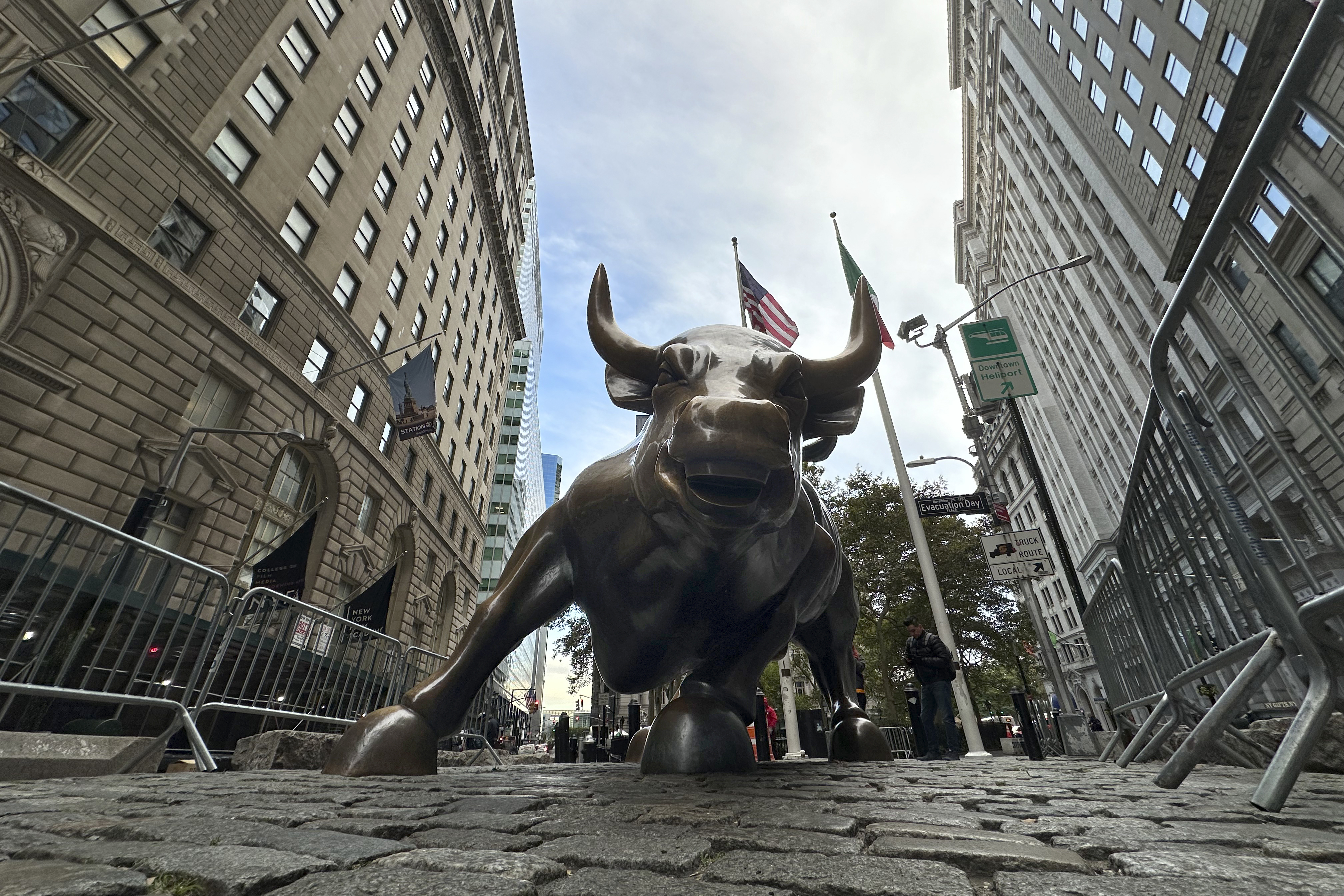 The Charging Bull statue in New York's Financial District is shown on Tuesday, Oct. 15, 2024. (AP Photo/Peter Morgan)