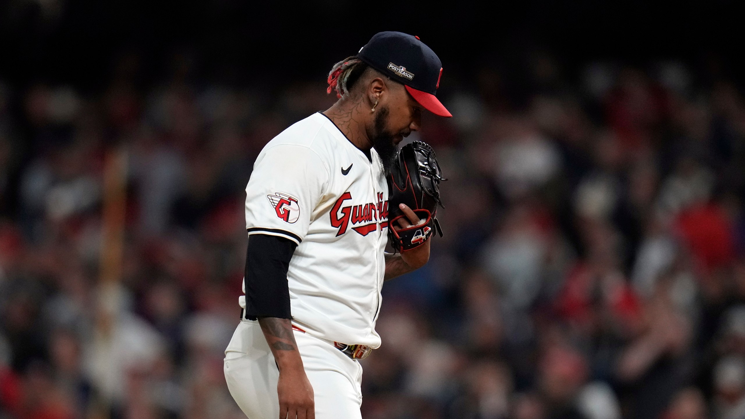 Cleveland Guardians relief pitcher Emmanuel Clase reacts after giving up a home run against the New York Yankees during the eighth inning in Game 3 of the baseball AL Championship Series Thursday, Oct. 17, 2024, in Cleveland.(AP Photo/Jeff Roberson)