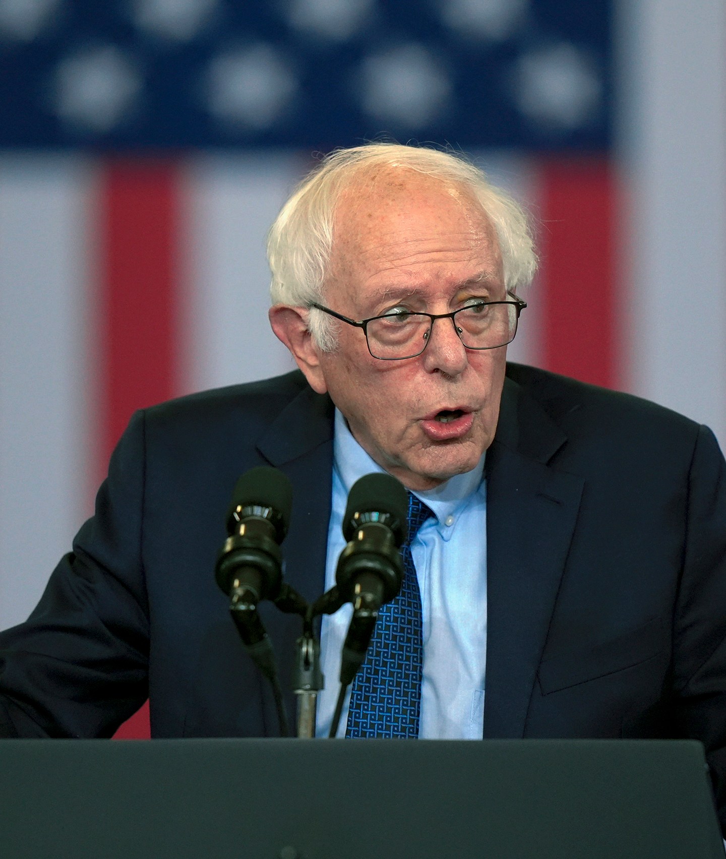 CORRECTS SANDERS' PARTY AND STATE - Sen. Bernie Sanders, I-Vt., speaks before President Joe Biden arrives to deliver remarks on lowering the cost of prescription drugs, at NHTI Concord Community College, Tuesday, Oct. 22, 2024, in Concord, N.H. (AP Photo/Steven Senne)