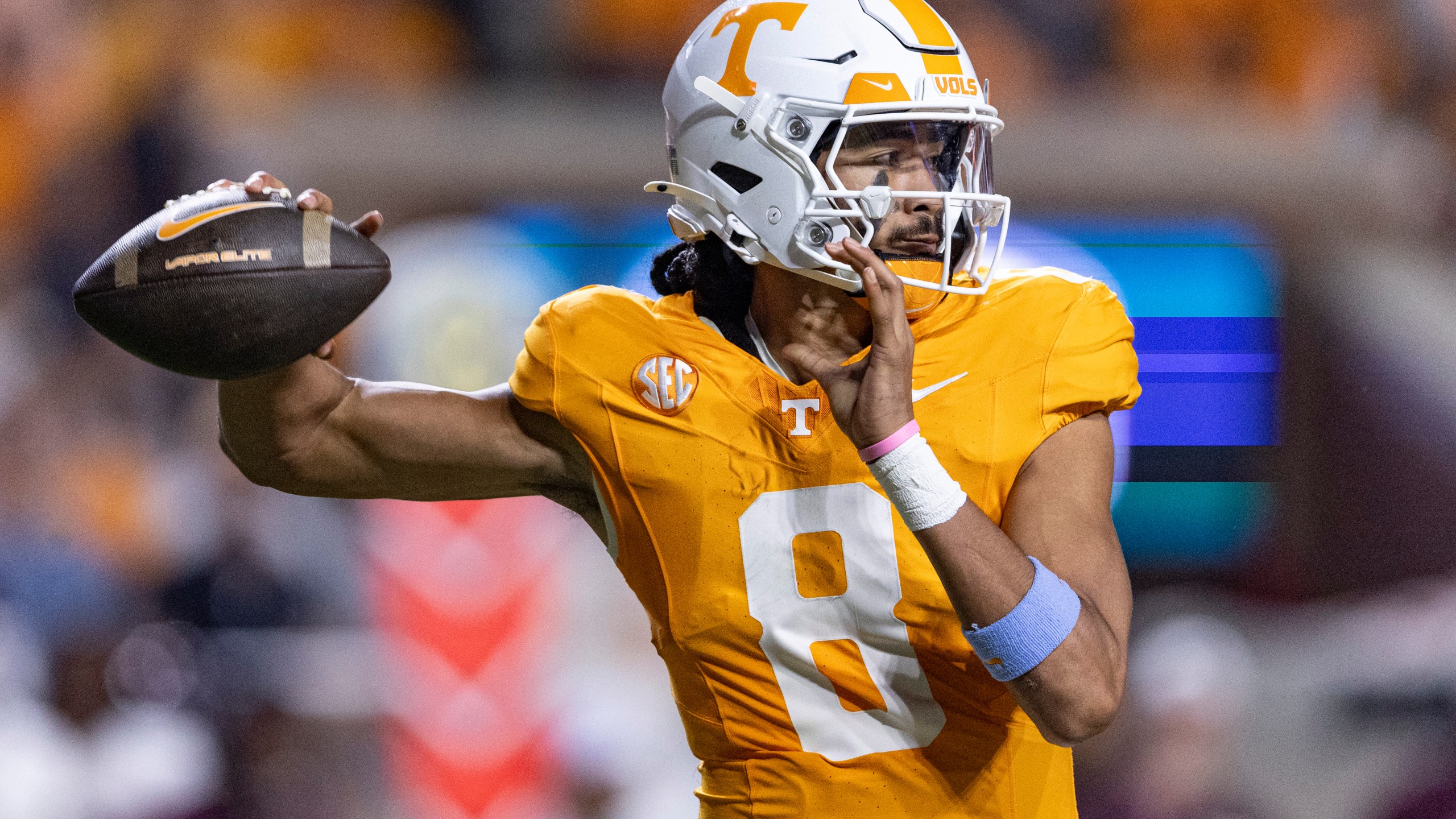 Tennessee quarterback Nico Iamaleava prepares to throw to a receiver during the first half of an NCAA college football game against Mississippi State, Saturday, Nov. 9, 2024, in Knoxville, Tenn. (AP Photo/Wade Payne)