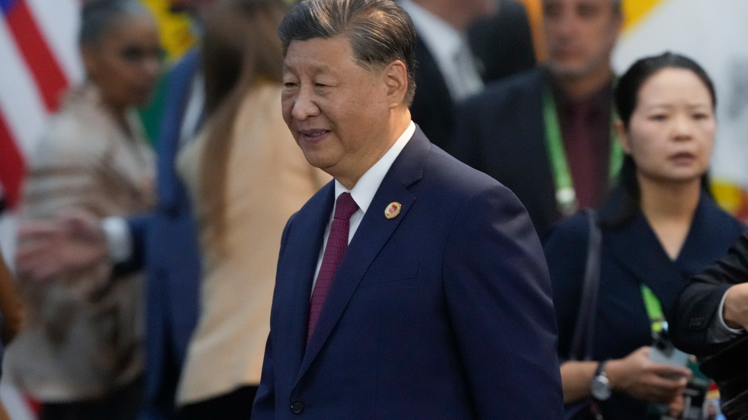 China's President Xi Jinping arrives for the G20 Summit leaders meeting in Rio de Janeiro, Monday, Nov. 18, 2024. (AP Photo/Eraldo Peres)