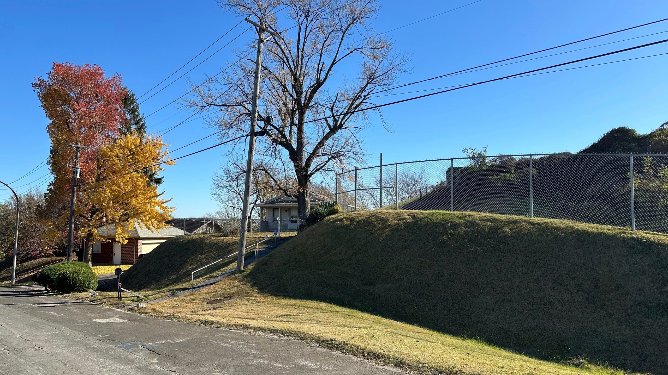 Joan Heckenberg's home, which sits atop the last remaining Native American mound in St. Louis, is seen here on Wednesday, Nov. 20, 2024. (AP Photo/Jim Salter)