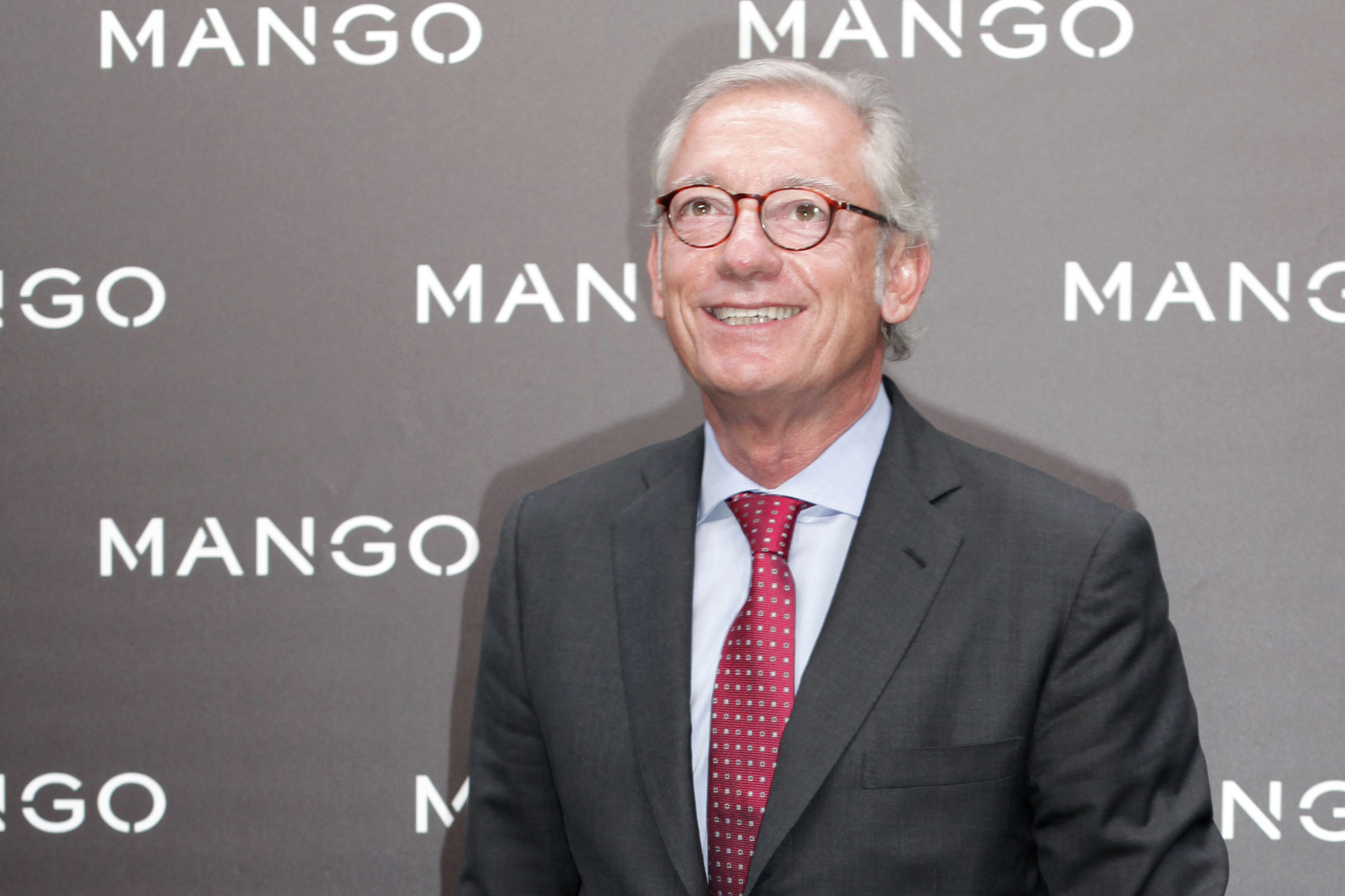 FILE - Isak Andic, the founder of Spanish fashion brand Mango, arrives at the Fall-Winter 2011 Mango's fashion show in Paris Tuesday, May 17, 2011. Andic died after falling while on a hike near Barcelona, the company said on Saturday, Dec. 14, 2024. He was 71. (AP Photo/Thibault Camus, File)