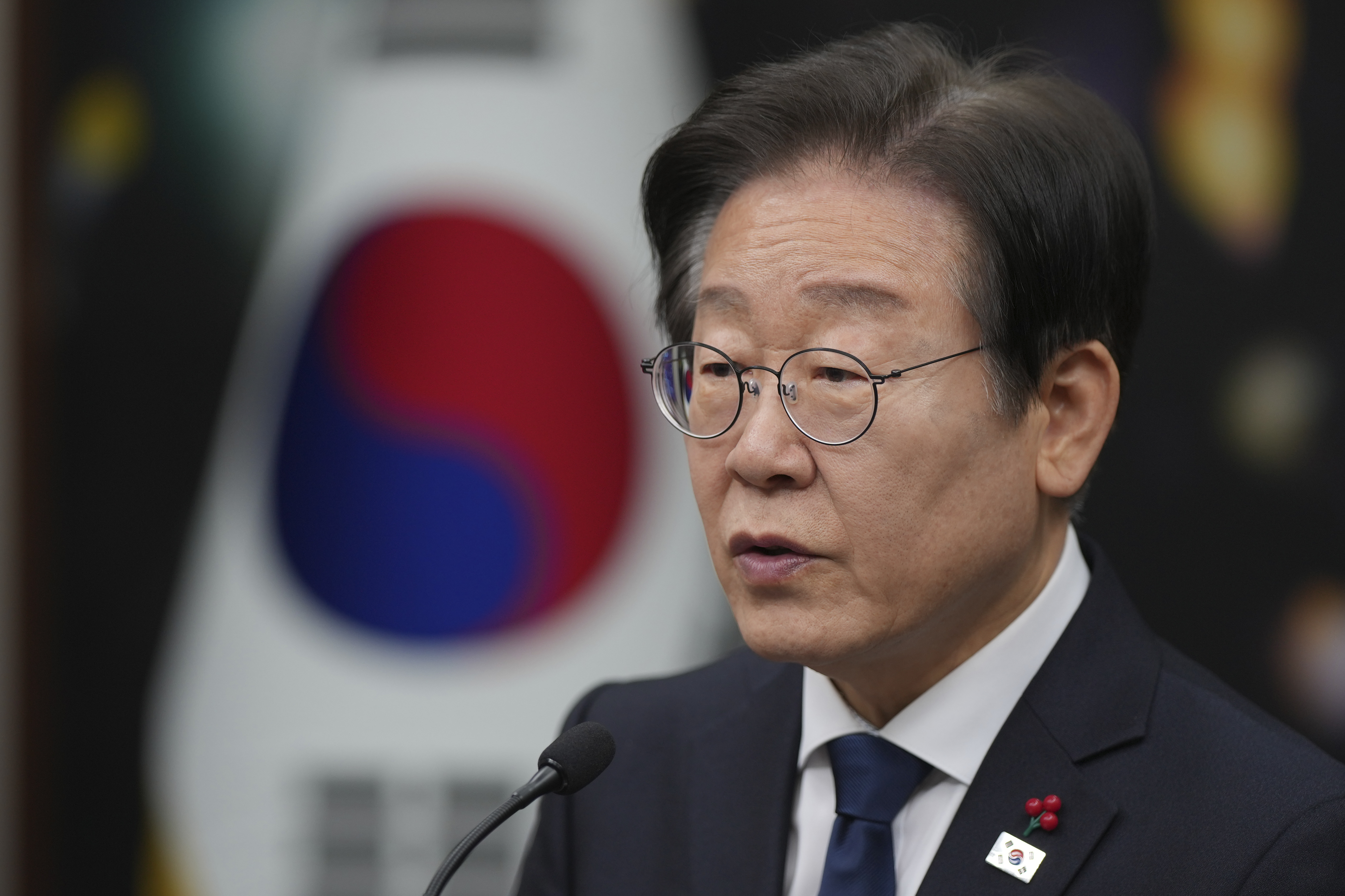 South Korea's main opposition Democratic Party leader Lee Jae-myung speaks during a press conference on removal of President Yoon Suk Yeol from office, at the party office at the National Assembly building in Seoul, South Korea, Sunday, Dec. 15, 2024. (AP Photo/Lee Jin-man)