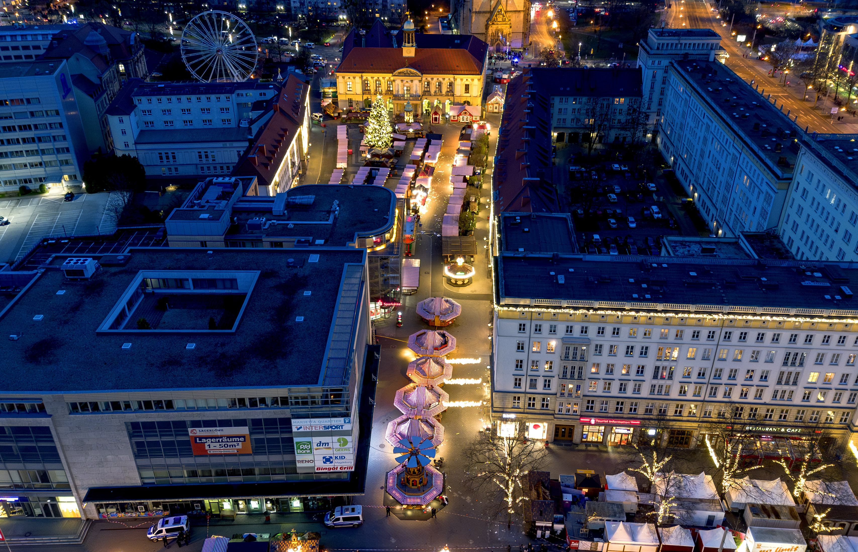 The Christmas market, where a car drove into a crowd on Friday evening, in Magdeburg, Germany, is empty on Saturday evening , Dec. 21, 2024. (AP Photo/Michael Probst)