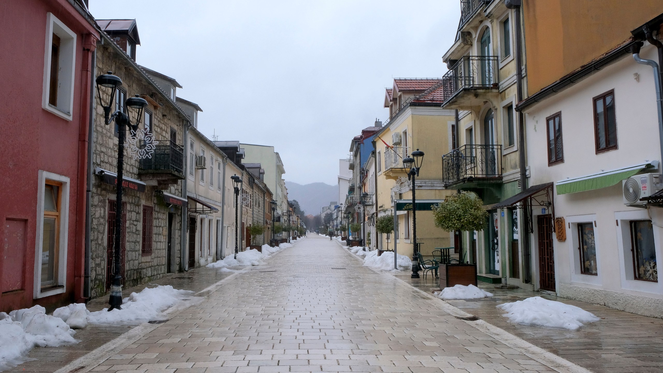 A view of an empty street, two day after a shooting in Cetinje, 36 kilometers (22 miles) west of Podogrica, Montenegro, Friday, Jan 3, 2025. (AP Photo/Risto Bozovic)