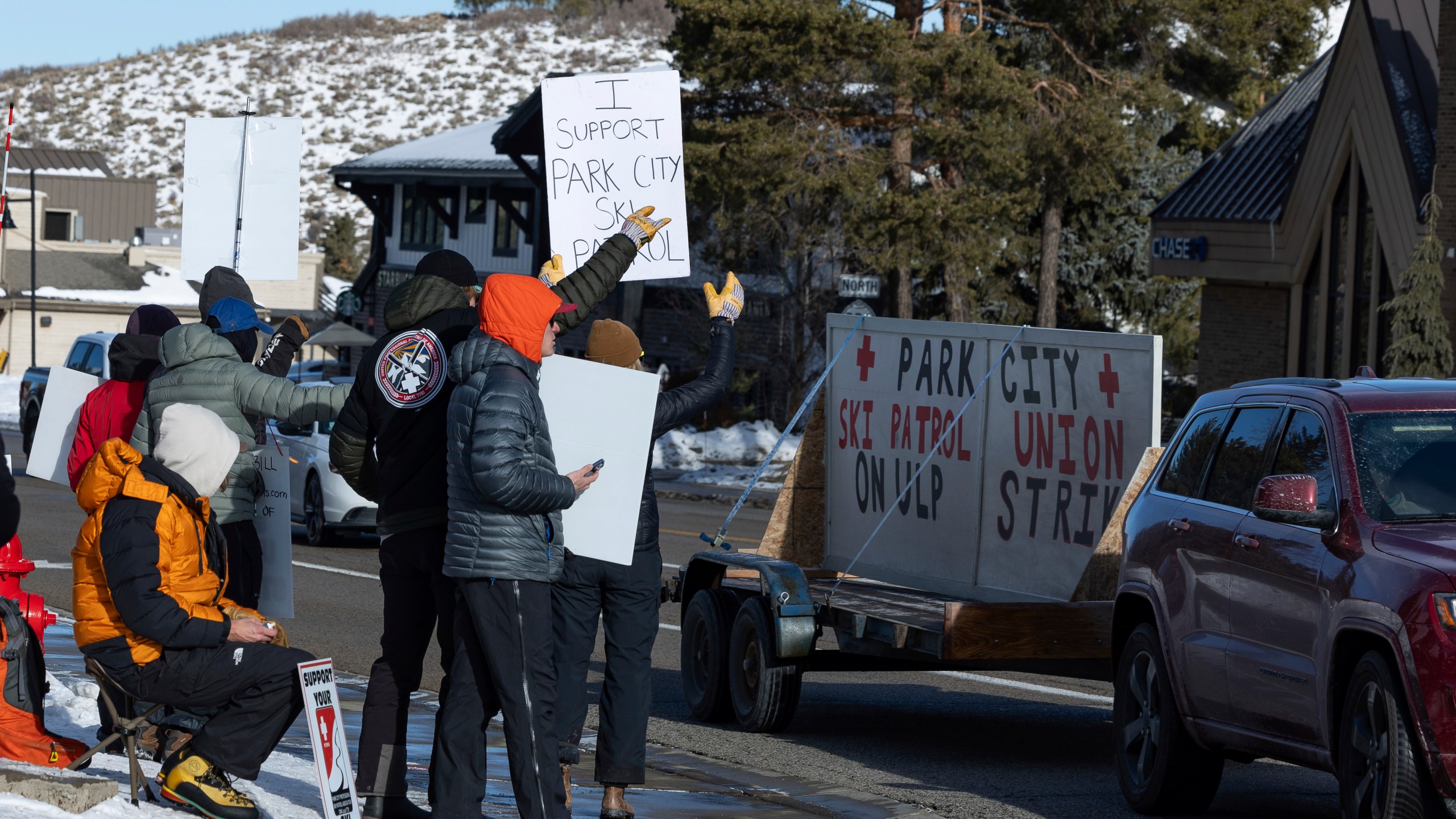 Park City Ski Patrol strike as they demand livable wages in Park City, Utah Jan 7. 2025, (AP Photo/Melissa Majchrzak)