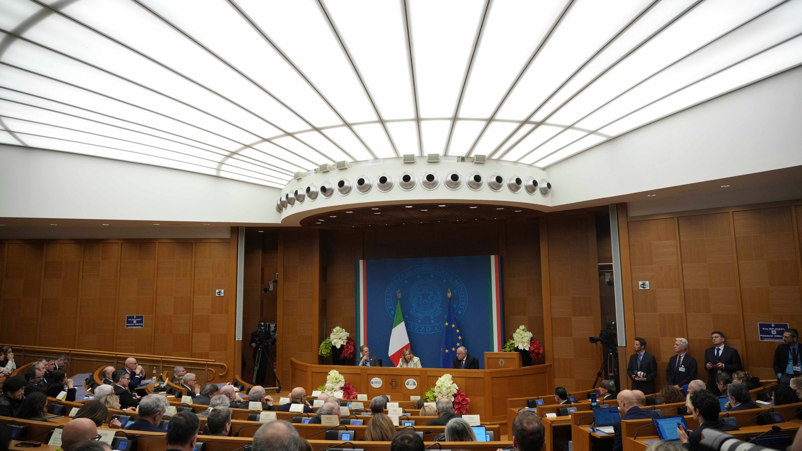 Italian Premier Giorgia Meloni holds the 2024 year-end press conference, in Rome, Thursday, Jan. 9, 2025. (AP Photo/Alessandra Tarantino)