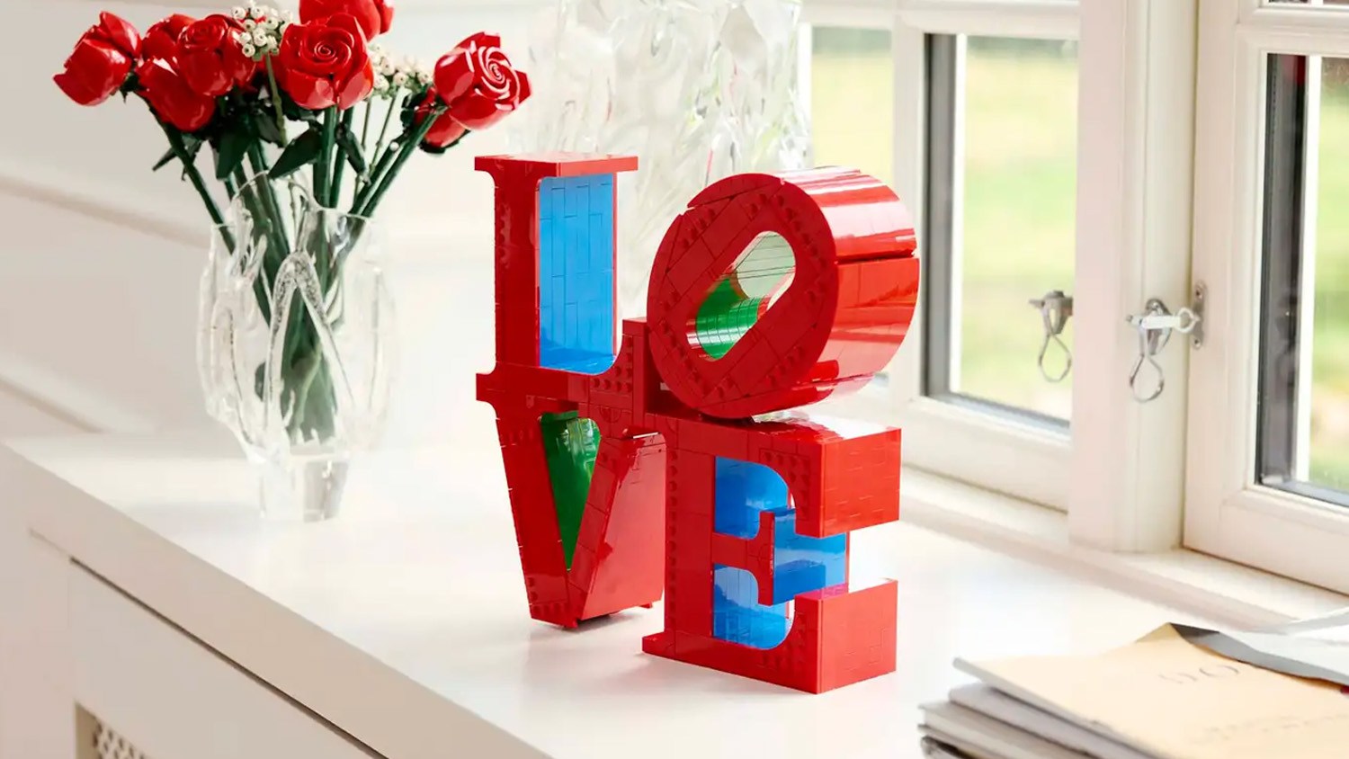 Lego / Lego debuts the most perfect Valentine’s Day gift, ever